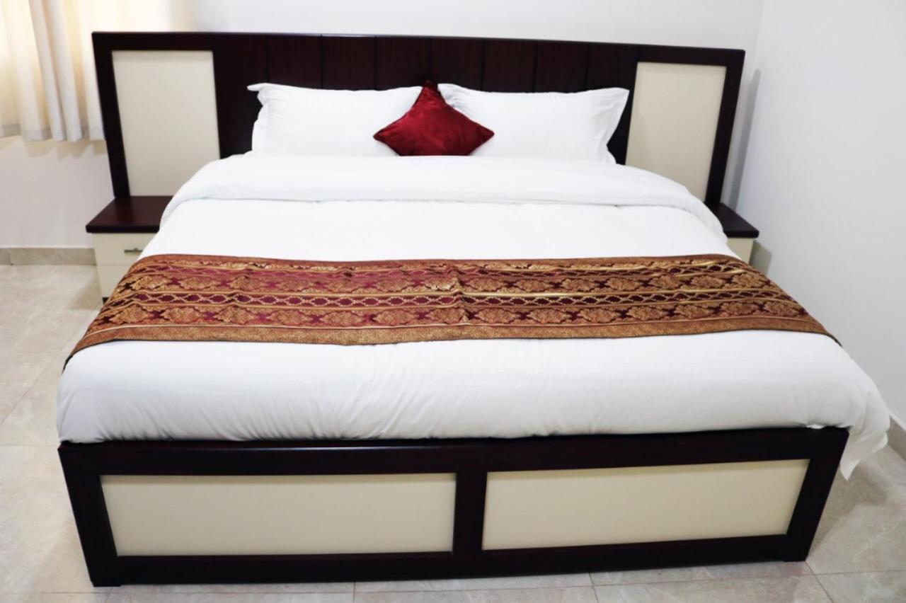 Roza Hotel Apartments Маскат Экстерьер фото