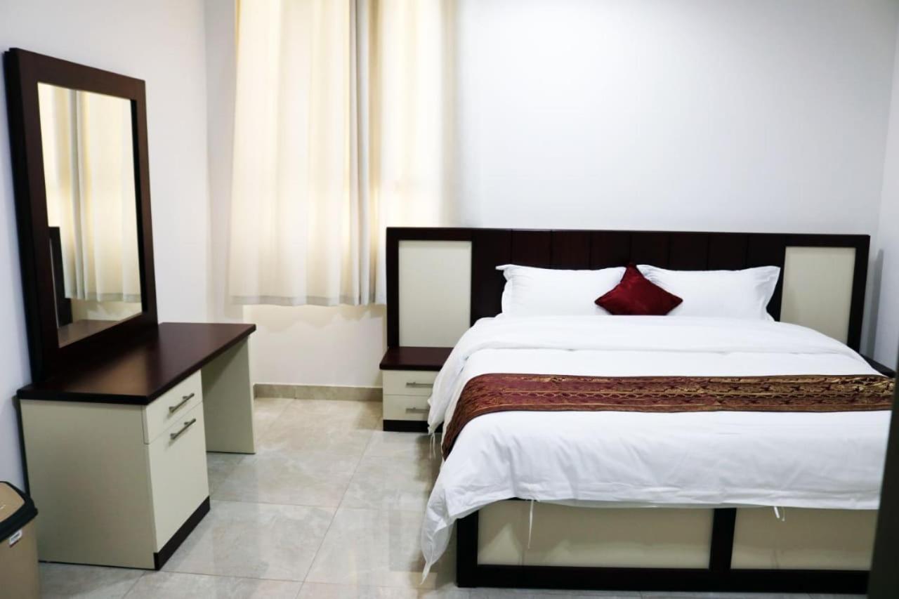 Roza Hotel Apartments Маскат Экстерьер фото